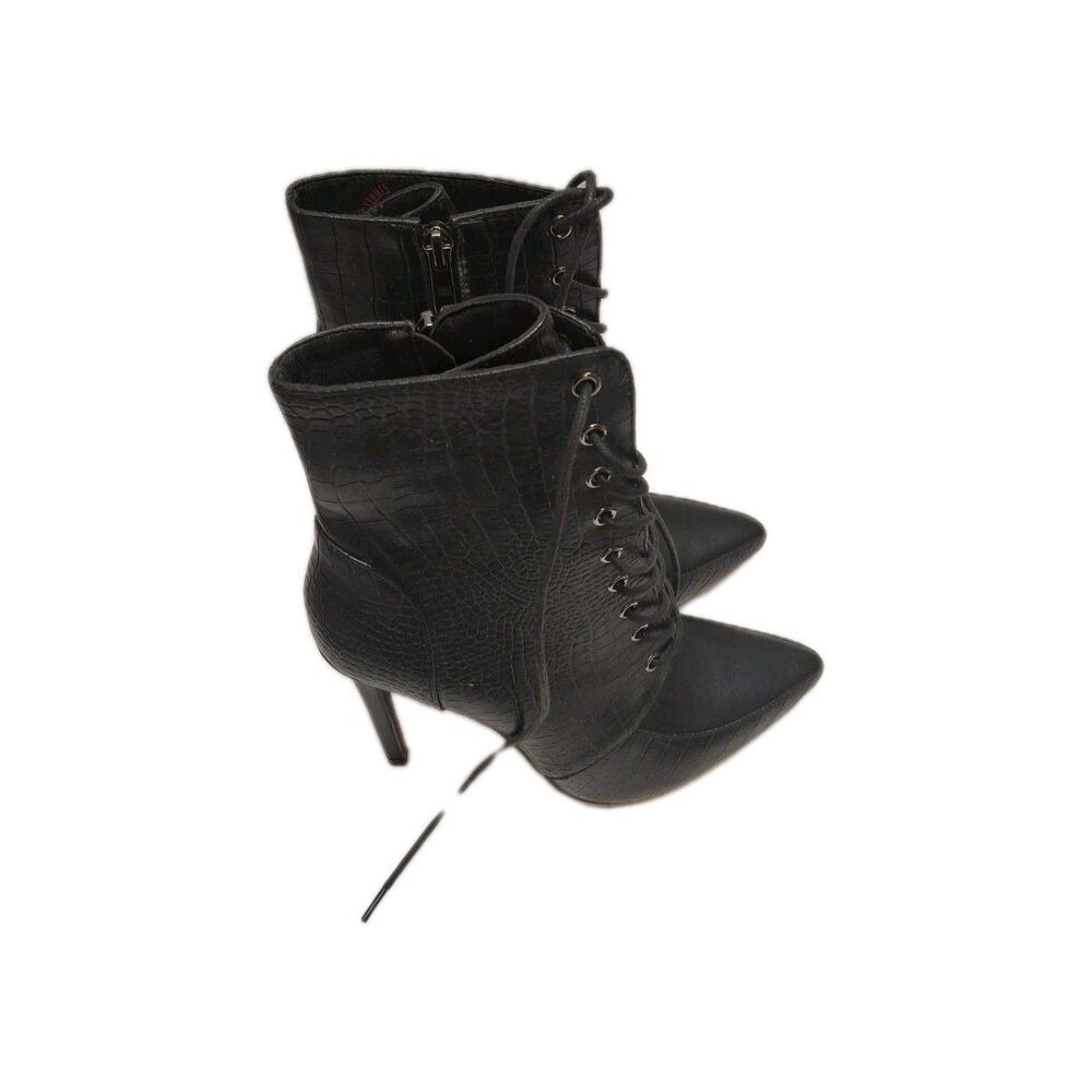Sassy Strutt Women's Black Leather Boots Size 7